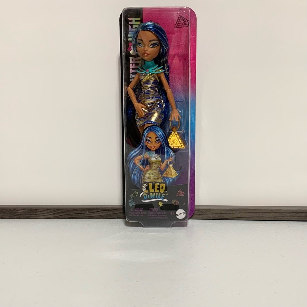 Monster High® Cleo De Nile™ G3 Budget Articulated Doll-New